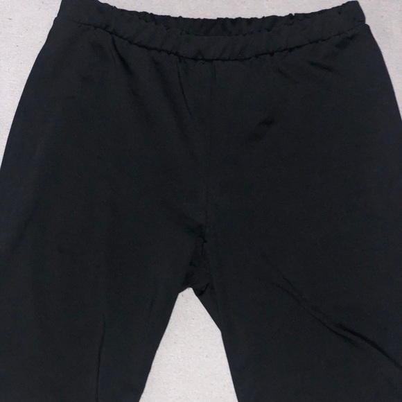 Black set - Picture 7 of 7